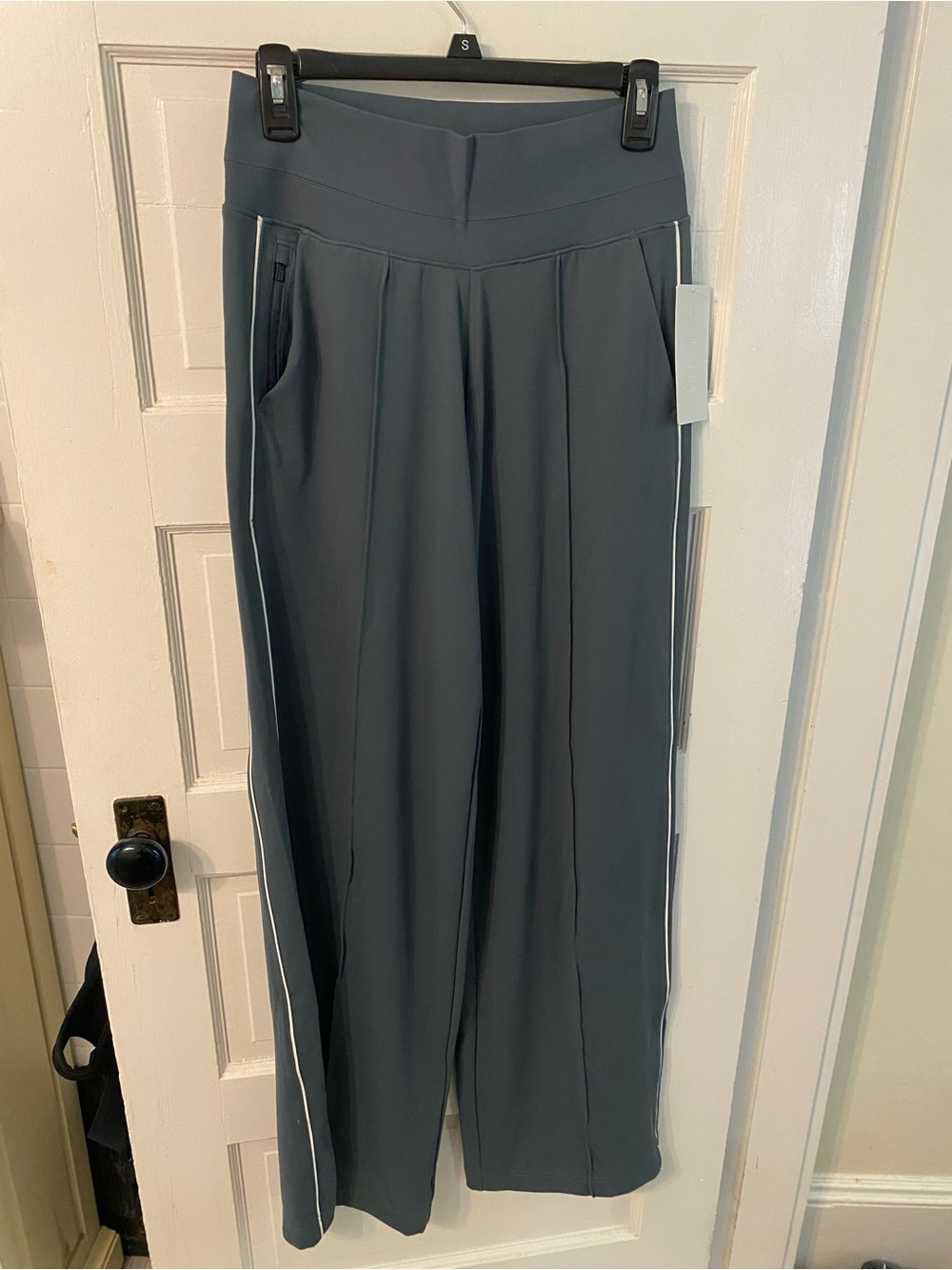 Athleta NWT Venice Wide-Leg Track Pants with Side Stripe - Teal